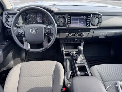 Used 2022 Toyota Tacoma SR RWD image 7