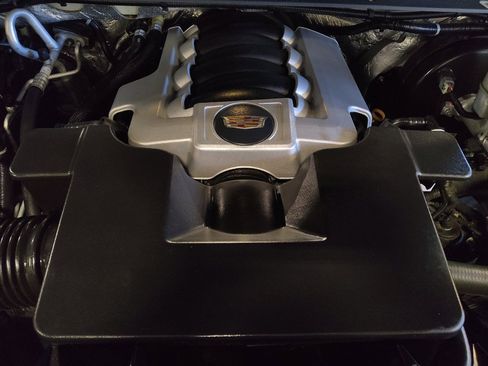 Used 2016 Cadillac Escalade ESV Premium image 30