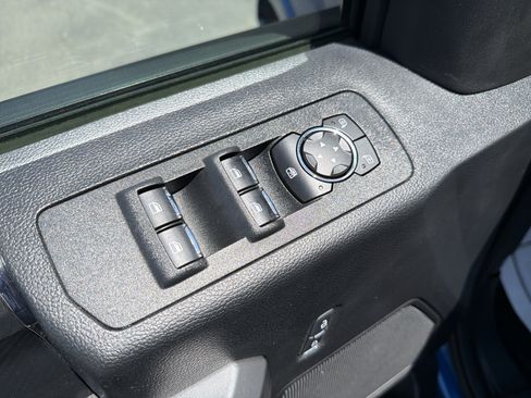 Used 2018 Ford F150 XLT w/ Equipment Group 302A Luxury AWD/4WD image 17