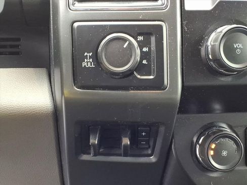 Certified 2022 Ford F250 XLT image 11