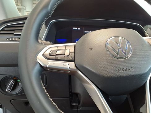 Used 2022 Volkswagen Tiguan SE AWD/4WD image 20