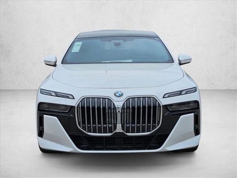New 2025 BMW 760i xDrive AWD/4WD image 2