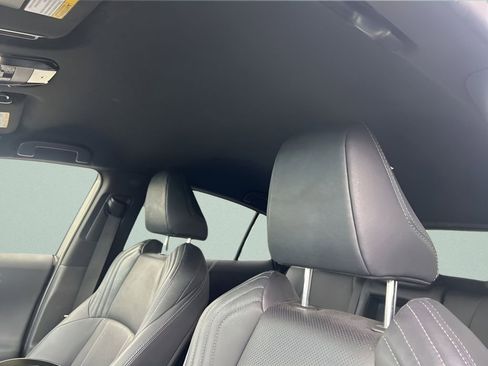 Used 2021 Toyota Venza XLE w/ Softex Package image 20