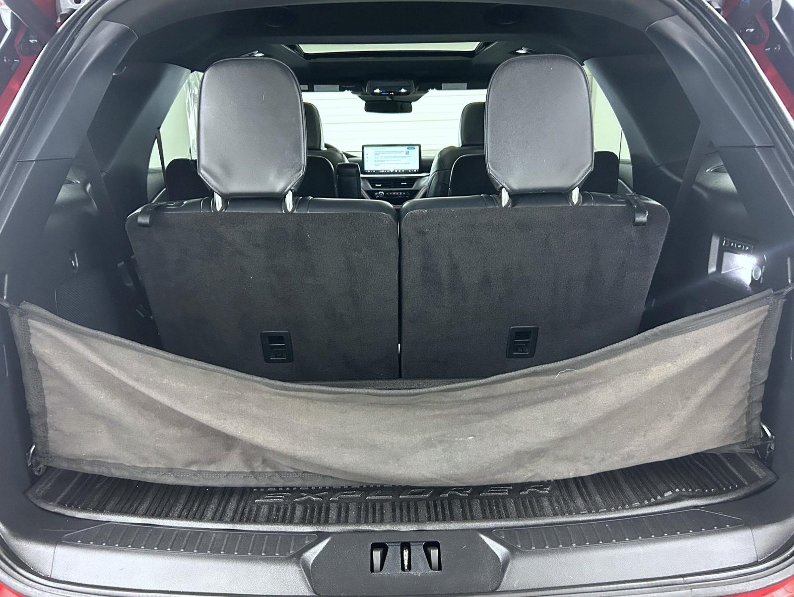 Used 2025 Ford Explorer ST AWD/4WD image 24