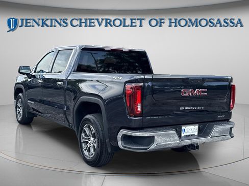Used 2025 GMC Sierra 1500 SLT AWD/4WD image 5