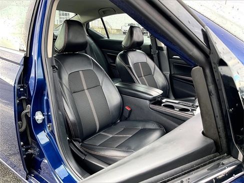 Used 2024 Nissan Altima 2.5 SR image 11