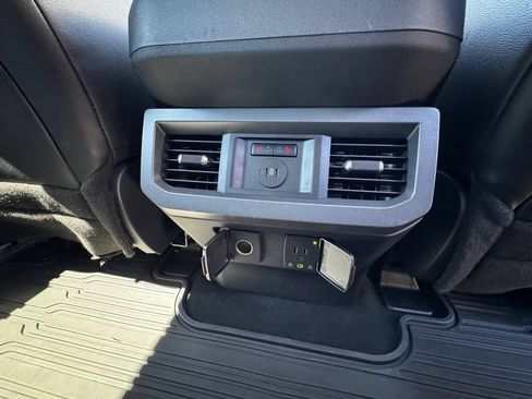 Used 2024 Ford F250 Lariat AWD/4WD image 37