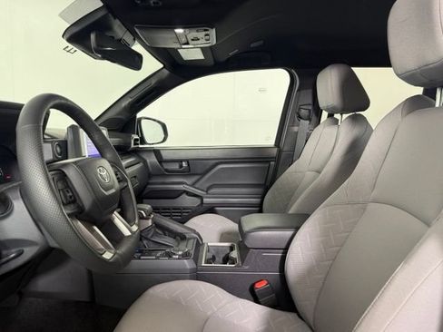 Used 2024 Toyota Tacoma SR5 AWD/4WD image 5