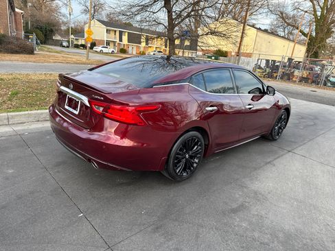 Used 2016 Nissan Maxima Platinum image 4