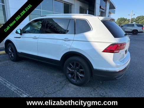 Used 2023 Volkswagen Tiguan SE FWD image 5