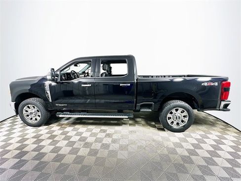 Used 2024 Ford F250 Lariat w/ Chrome Package image 6