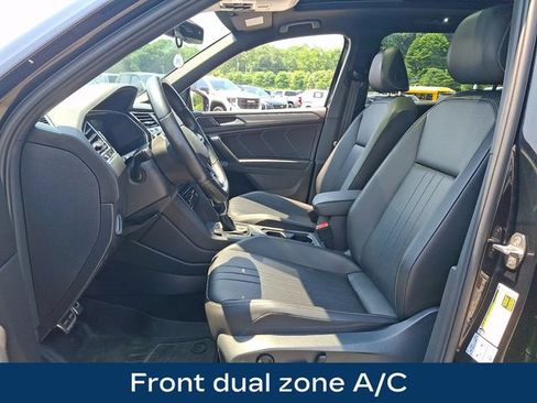 Used 2022 Volkswagen Tiguan SE R-Line AWD/4WD image 2