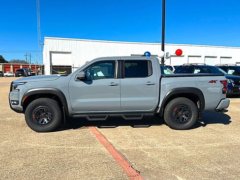 New 2026 Nissan Frontier PRO-4X w/ Tow Package image 5