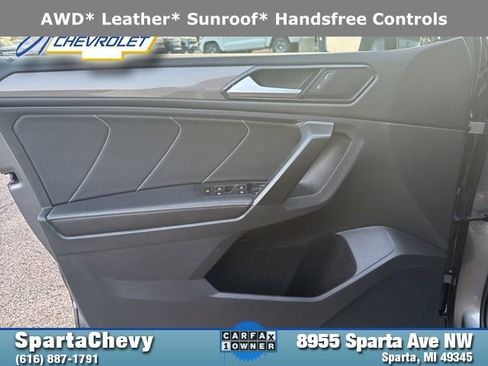 Used 2022 Volkswagen Tiguan SE image 9