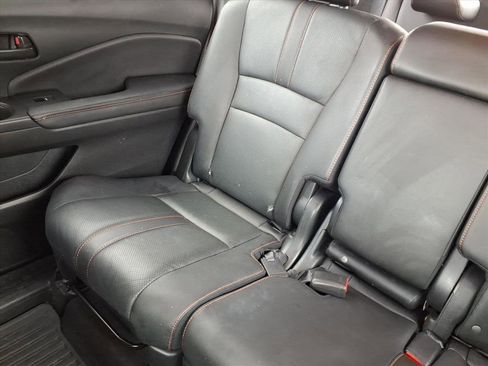 Used 2022 Honda Pilot TrailSport image 22