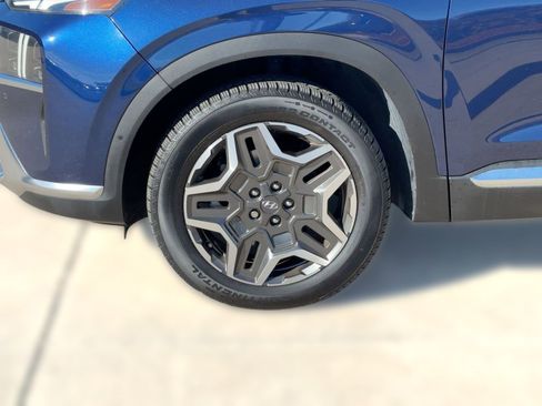 Used 2023 Hyundai Santa Fe Limited image 12