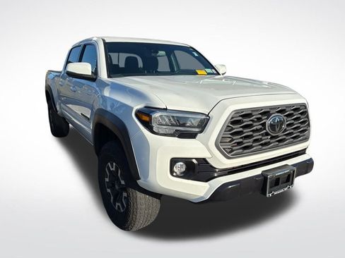 Used 2023 Toyota Tacoma TRD Off-Road image 8
