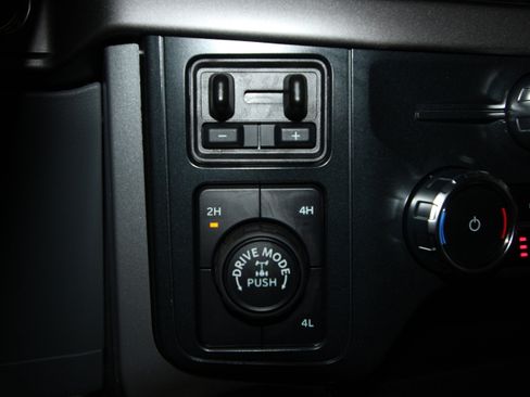 New 2026 Ford F150 XLT AWD/4WD image 13