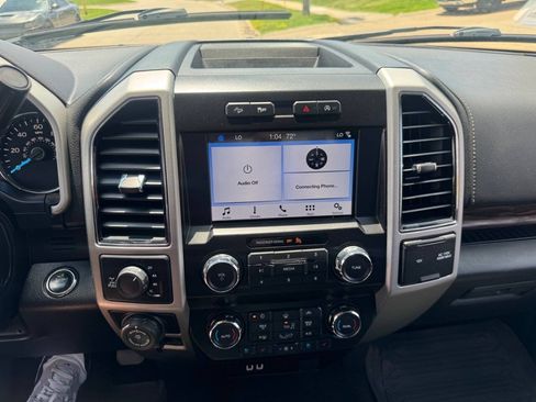 Used 2019 Ford F150 Lariat AWD/4WD image 20