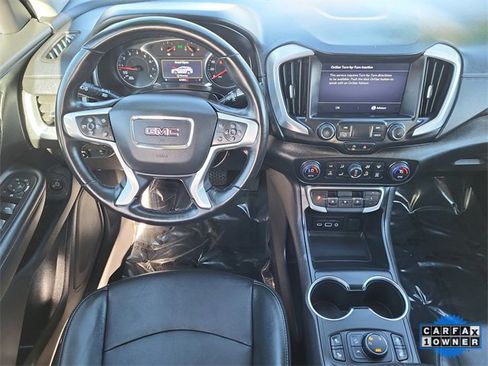 Used 2024 GMC Terrain SLT image 26