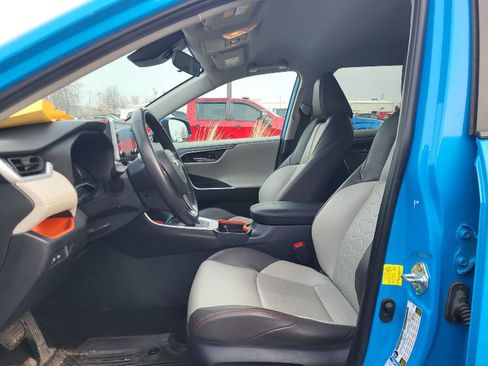 Used 2020 Toyota RAV4 Adventure image 9