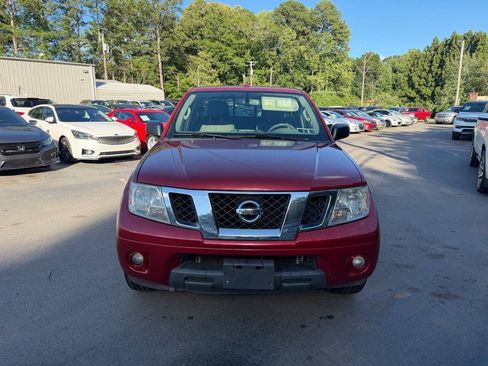 Used 2016 Nissan Frontier SV w/ SV Value Truck Package RWD image 2