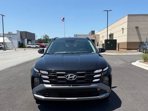 Certified 2025 Hyundai Tucson SEL AWD/4WD image 8