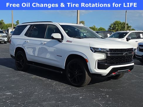 Certified 2022 Chevrolet Tahoe Z71 w/ Luxury Package AWD/4WD image 1