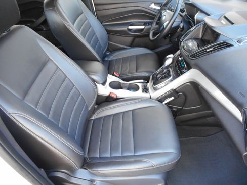 Used 2015 Ford C-MAX Energi SEL FWD image 27