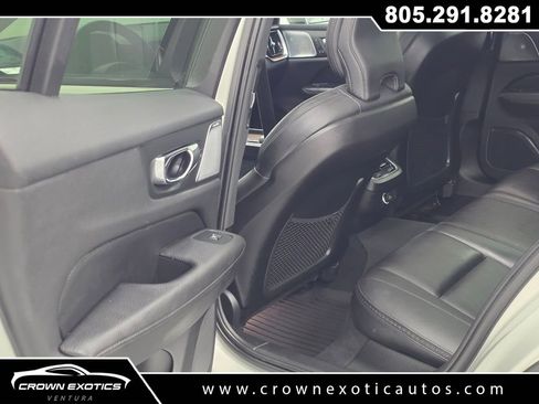 Used 2020 Volvo V60 T5 Cross Country w/ Protection Package Premier image 20