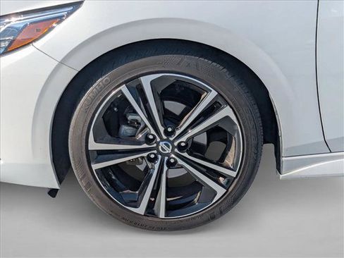 Used 2021 Nissan Sentra SR FWD image 19