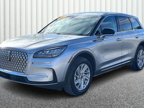 Used 2024 Lincoln Corsair AWD image 2