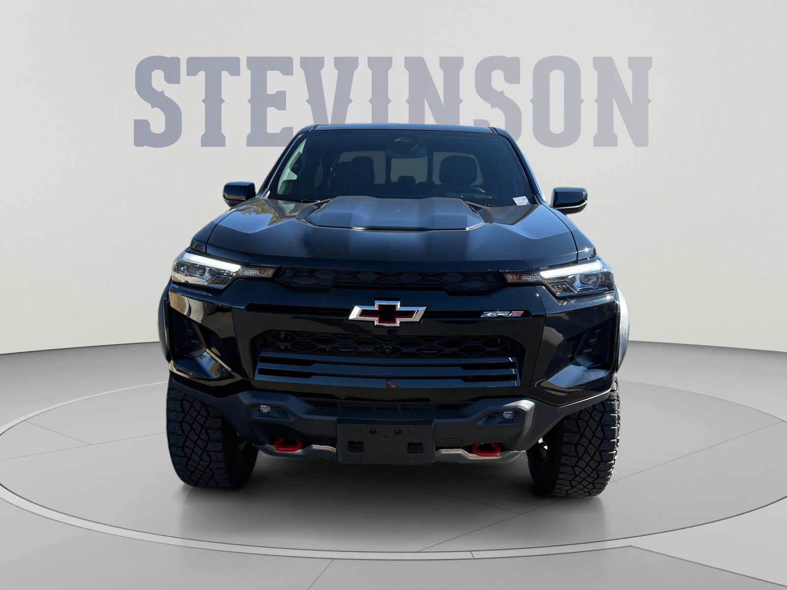 Used 2025 Chevrolet Colorado ZR2 w/ Technology Package AWD/4WD image 8