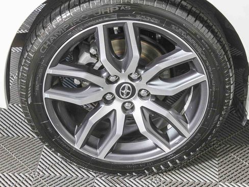 Used 2016 Scion tC image 11