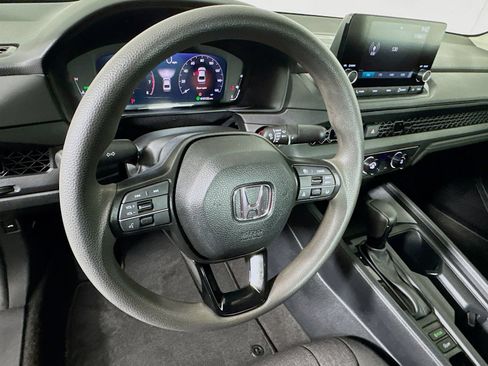 Used 2025 Honda Accord LX image 12