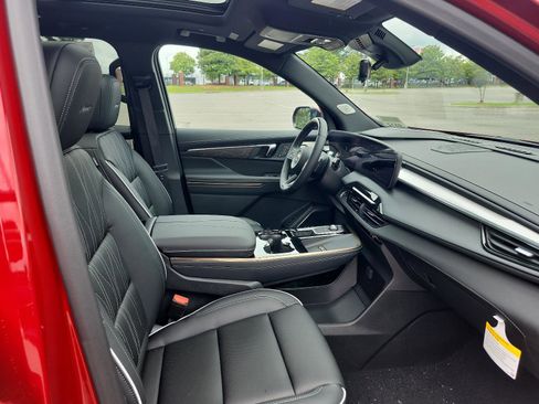 New 2025 Buick Enclave Avenir w/ Super Cruise Package image 7