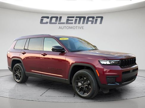 New 2025 Jeep Grand Cherokee L Altitude image 7