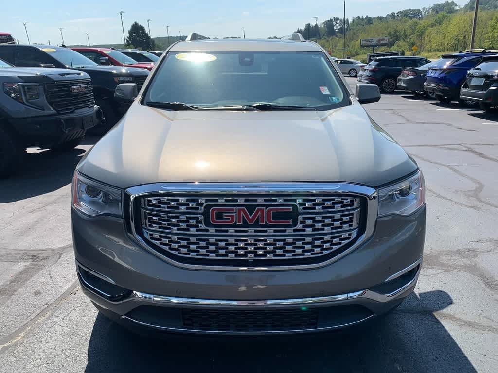 Certified 2019 GMC Acadia Denali w/ Technology Package AWD/4WD image 9