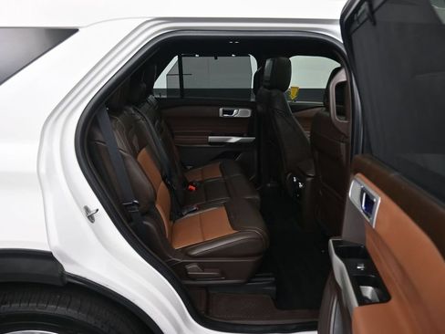 Used 2021 Ford Explorer King Ranch w/ Premium Technology Package AWD/4WD image 50