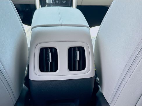 New 2026 Hyundai Tucson SEL FWD image 17