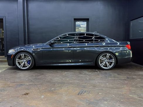 Used 2015 BMW M5 RWD image 5