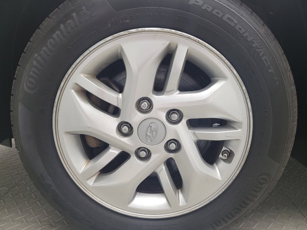 Used 2020 Hyundai Venue SEL FWD image 31