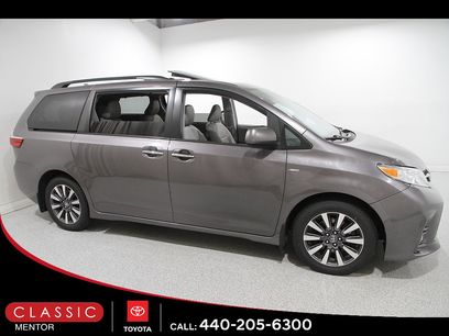 Used 2018 Toyota Sienna XLE Premium