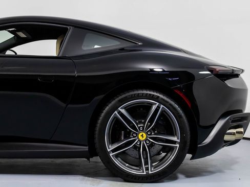 Certified 2023 Ferrari Roma image 26