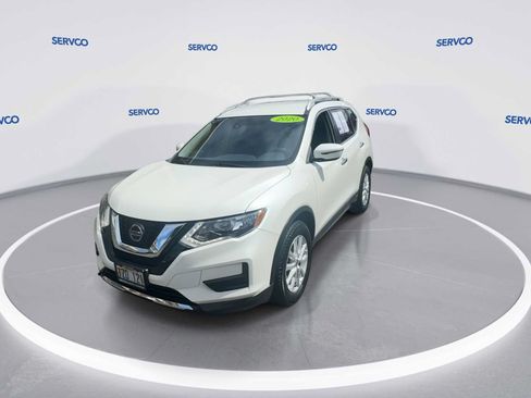 Used 2020 Nissan Rogue SV FWD image 3