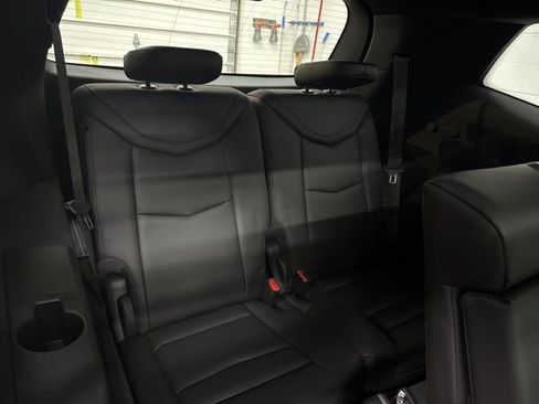 Certified 2022 Cadillac XT6 Premium Luxury w/ Technology Package image 16