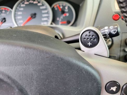 Used 2005 Pontiac Grand Prix GTP w/ Premium Audio Package FWD image 30