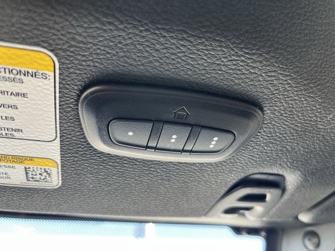 Used 2024 Jeep Wrangler Sport S w/ Convenience Group AWD/4WD image 32
