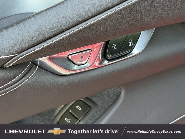 Used 2026 Chevrolet Corvette Stingray Coupe w/ 1LT RWD image 29