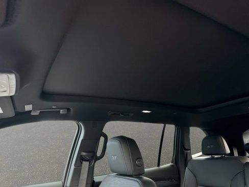 New 2026 Buick Enclave Sport Touring w/ Power Package FWD image 22